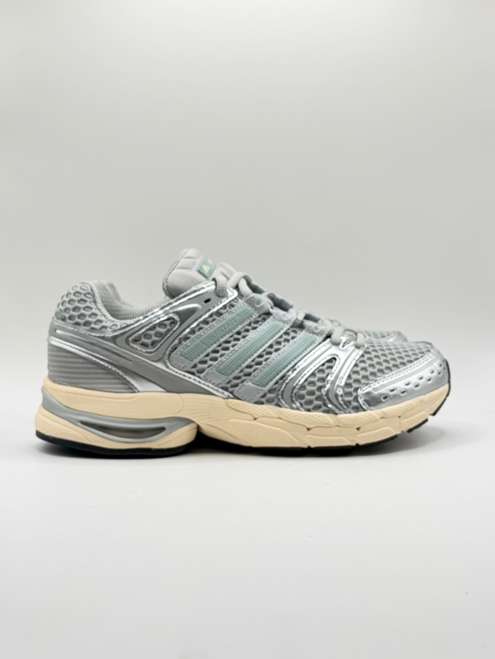 Adidas Adistar Control 5 W Grey Cream Women’s Size 8 IH1800 Sneakers